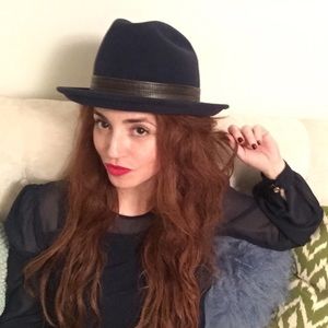 Meet your Posher, Tanya